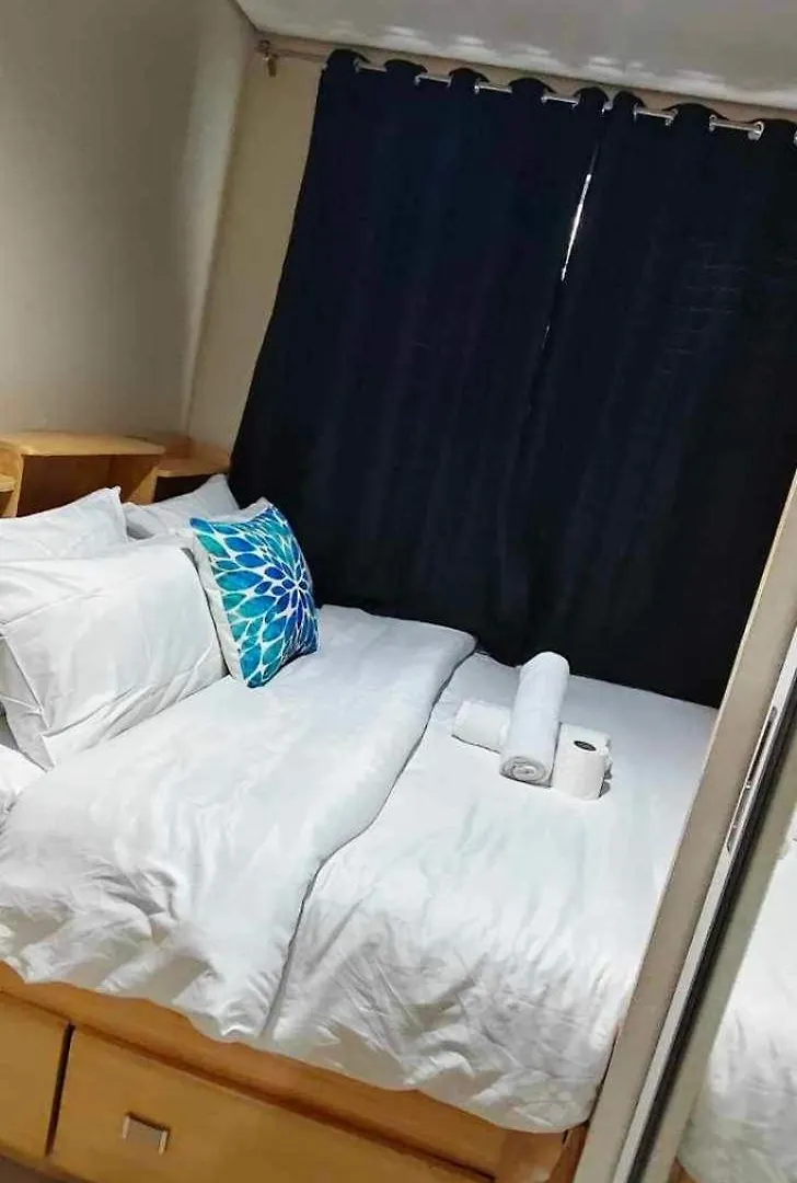Apartment 4Kys Staycation Manila